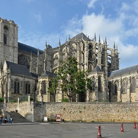 Le Mans - Au Calme - Stationnement Facile - Proche Centre Ville Et Gare ภายนอก รูปภาพ